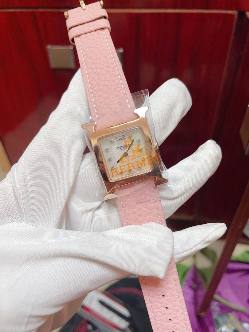 HERMES Watches ModernLook 183630