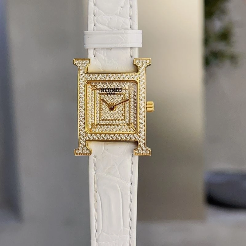 Snug HERMES Watches 183625