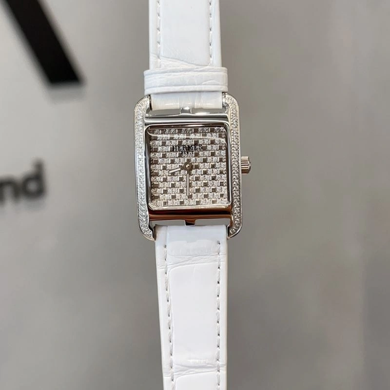 Supportive HERMES Watches 183605