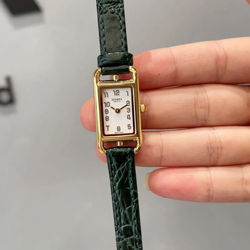 HERMES Watches Sophisticated 183595