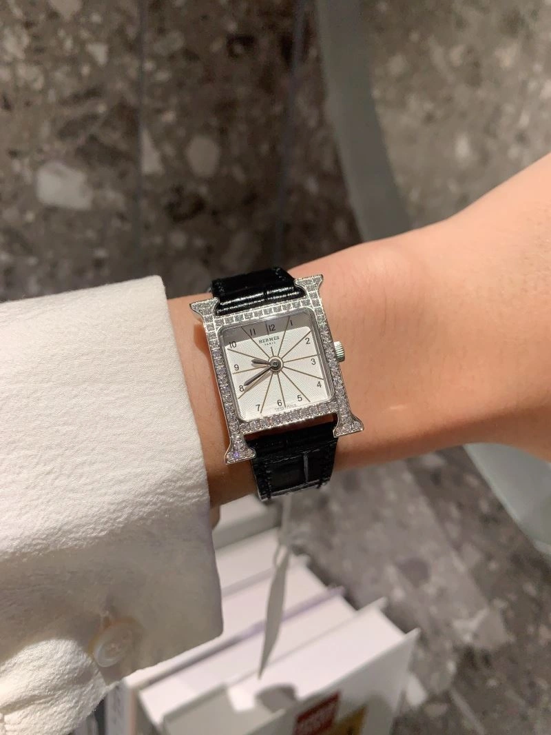 HERMES Watches Trendy 183587