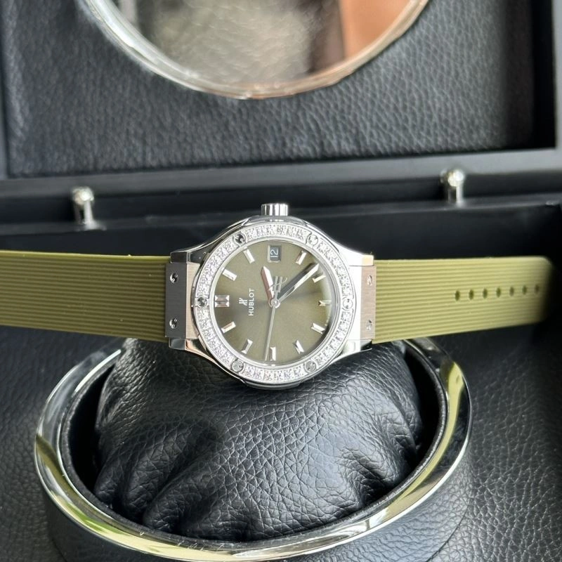 Contemporary HUBLOT Watches 184469