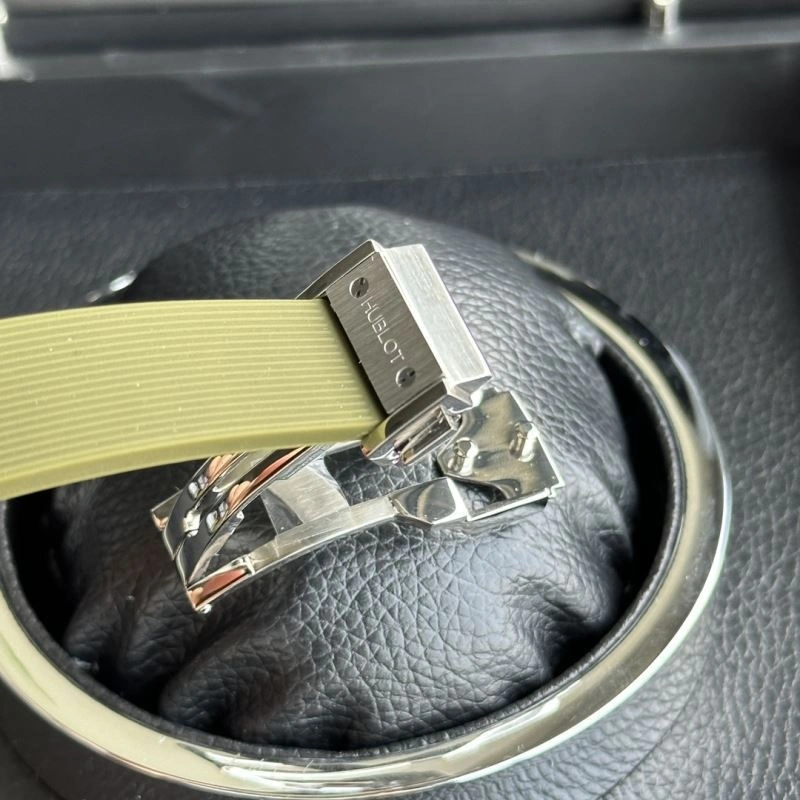 Contemporary HUBLOT Watches 184469