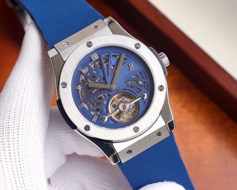 Trendsetting HUBLOT Watches 184444
