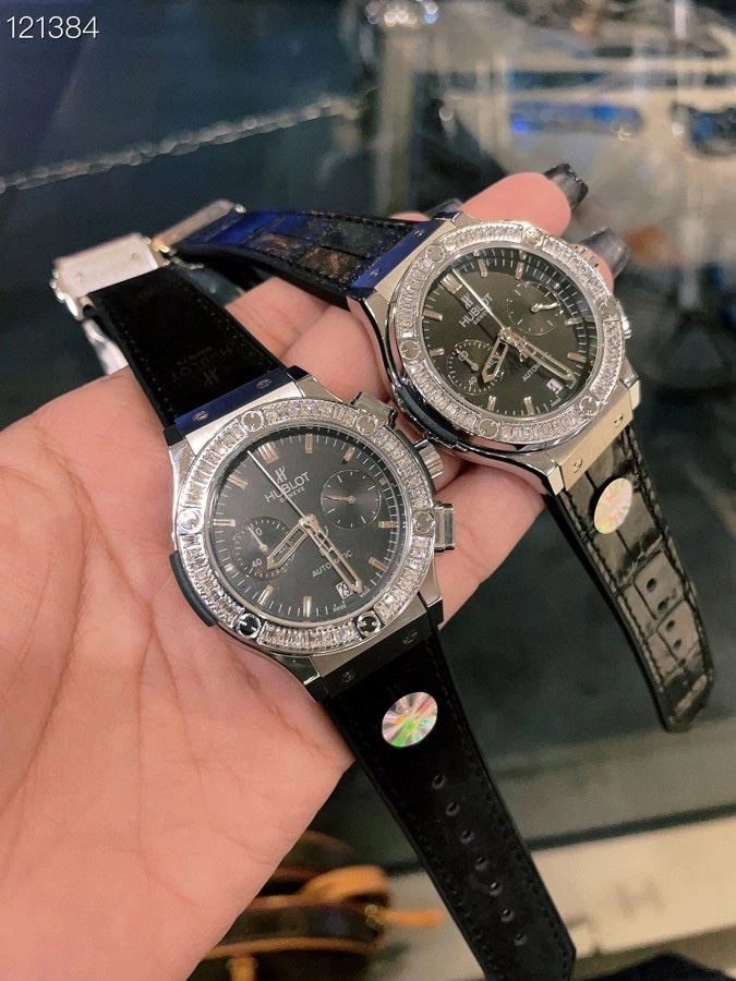 Flexible HUBLOT Watches 184427