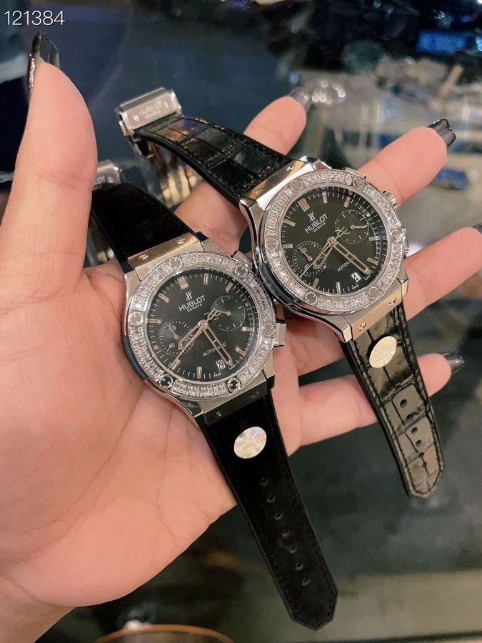 Flexible HUBLOT Watches 184427
