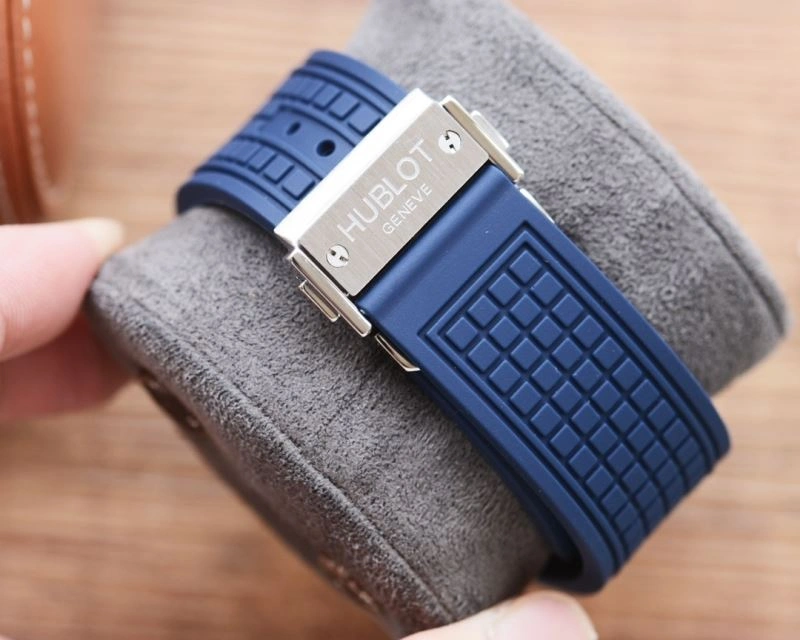 Fashionable HUBLOT Watches 184401