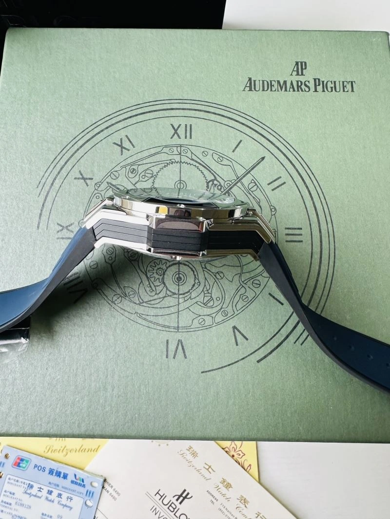 HUBLOT Watches Timeless 184268