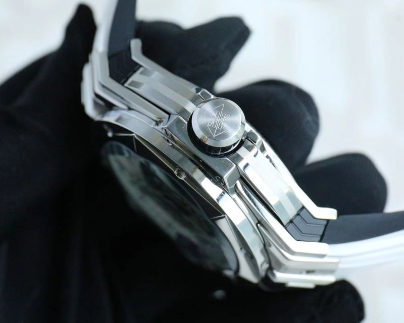 HUBLOT Watches WeatherProof 184251