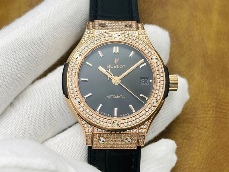 Chic HUBLOT Watches 184262