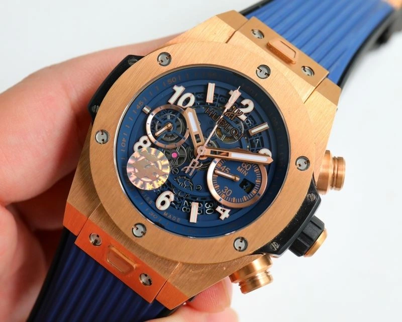 Versatile HUBLOT Watches 184207