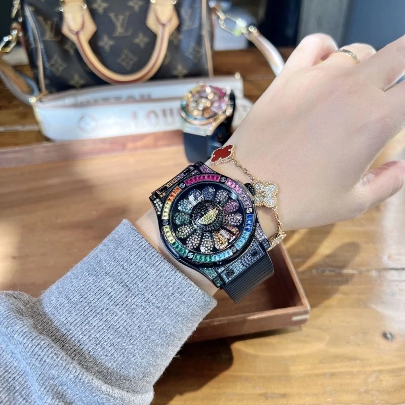 ModernLook HUBLOT Watches 184111
