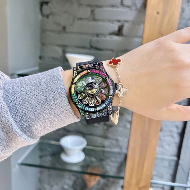 ModernLook HUBLOT Watches 184111