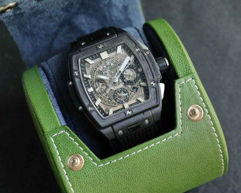 HUBLOT Watches RelaxedFit 184075
