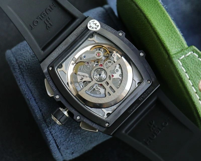 HUBLOT Watches RelaxedFit 184075