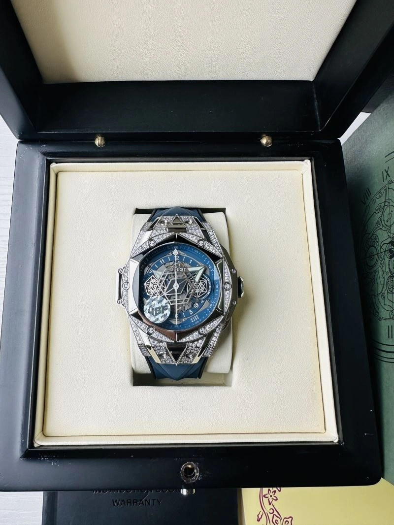 Flexible HUBLOT Watches 184060