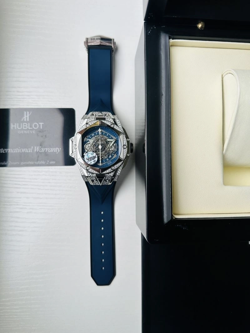 Flexible HUBLOT Watches 184060