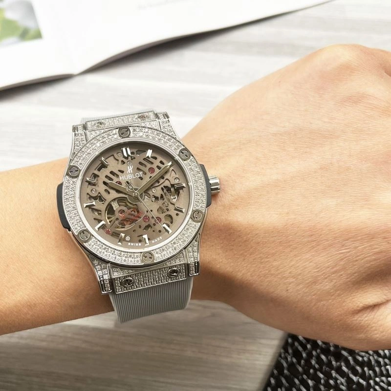 Compact HUBLOT Watches 183937
