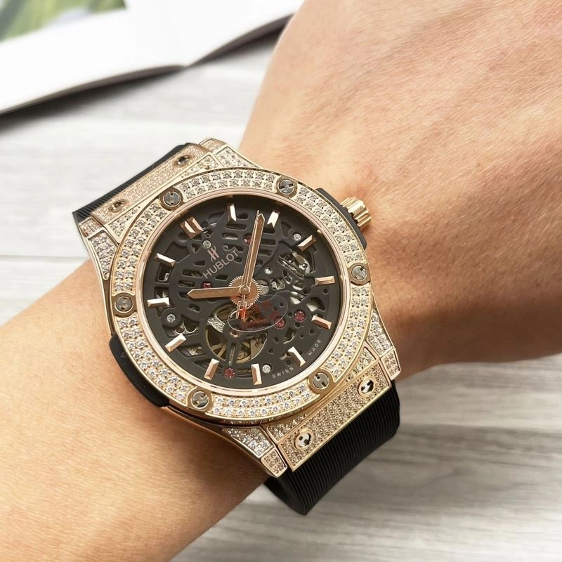 Compact HUBLOT Watches 183937