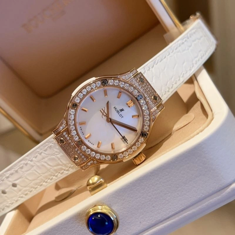 HUBLOT Watches RelaxedFit 183913