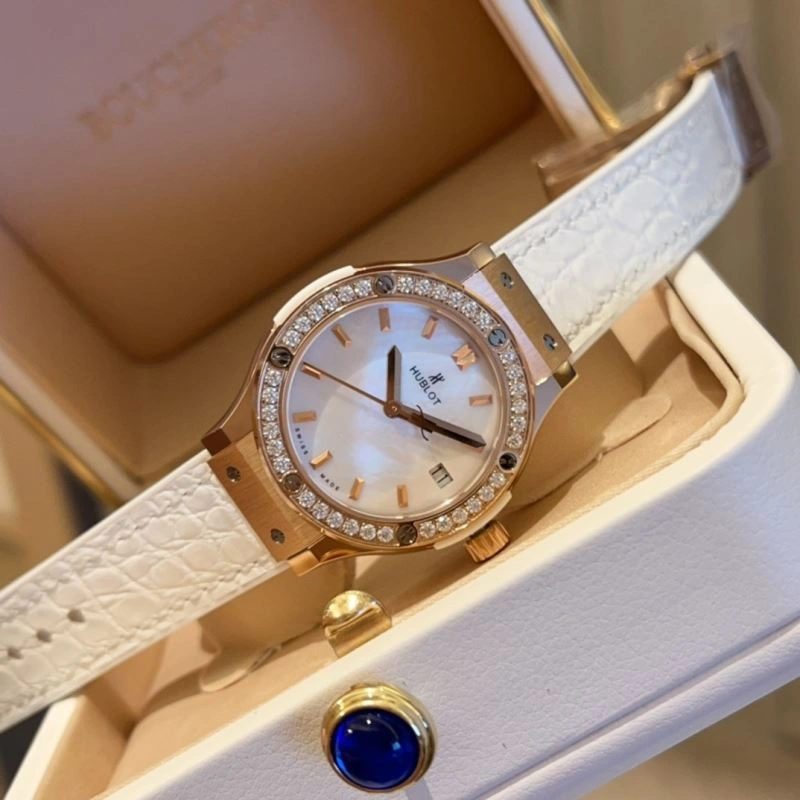 HUBLOT Watches RelaxedFit 183913