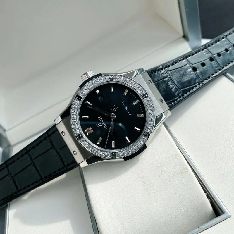 HUBLOT Watches Effortless 183906