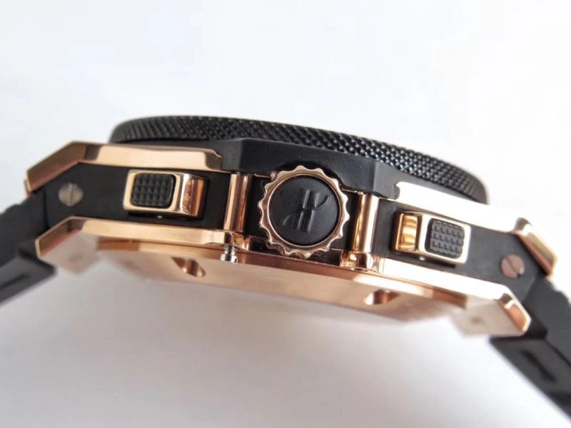 Sporty HUBLOT Watches 183875