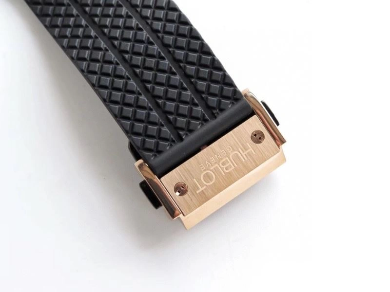 Sporty HUBLOT Watches 183875