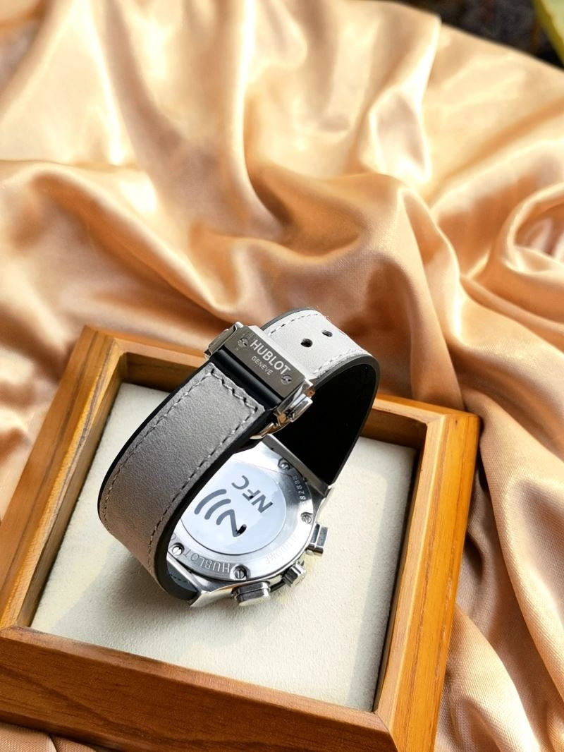Colorful HUBLOT Watches 183878