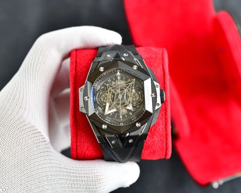 Sustainable HUBLOT Watches 183983