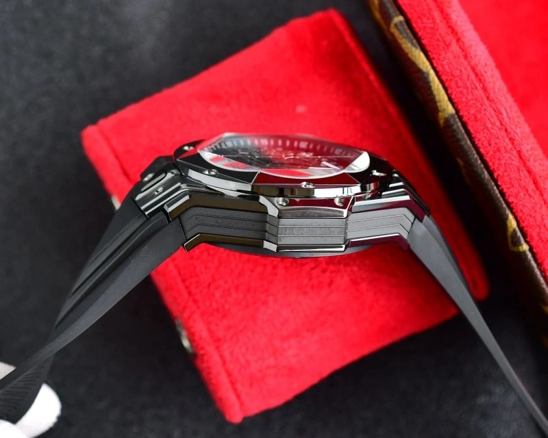 Sustainable HUBLOT Watches 183983