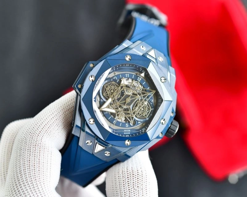 Contemporary HUBLOT Watches 183981