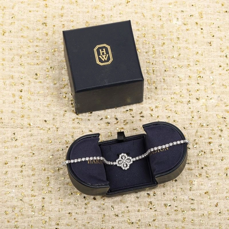 Comfortable Harry Winston Bracelets 214205