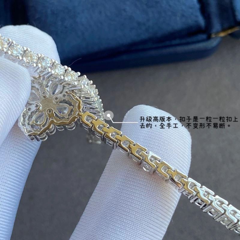 Harry Winston Bracelets Supportive 211979