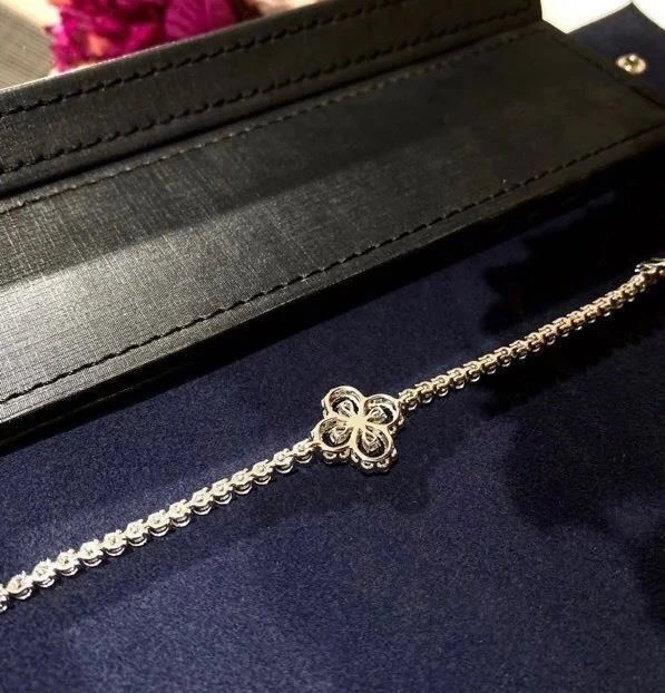Harry Winston Bracelets EasyCare 209762