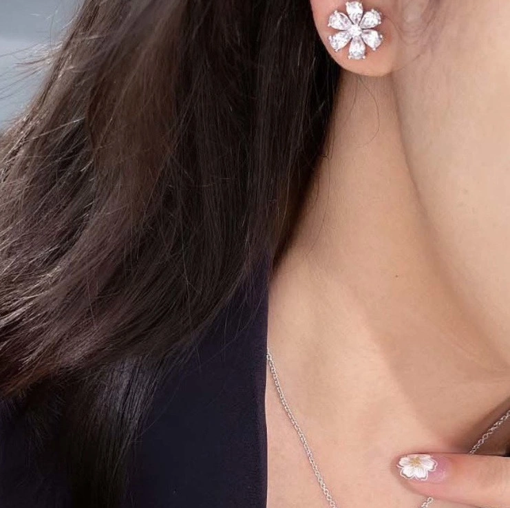 Casual Harry Winston Earrings 213912