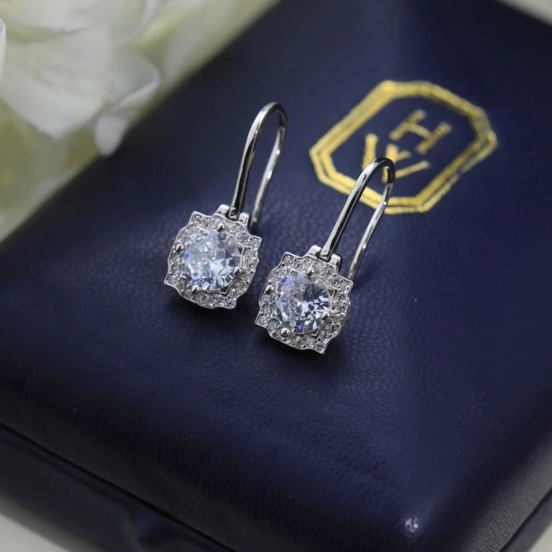 EasyCare Harry Winston Earrings 210629