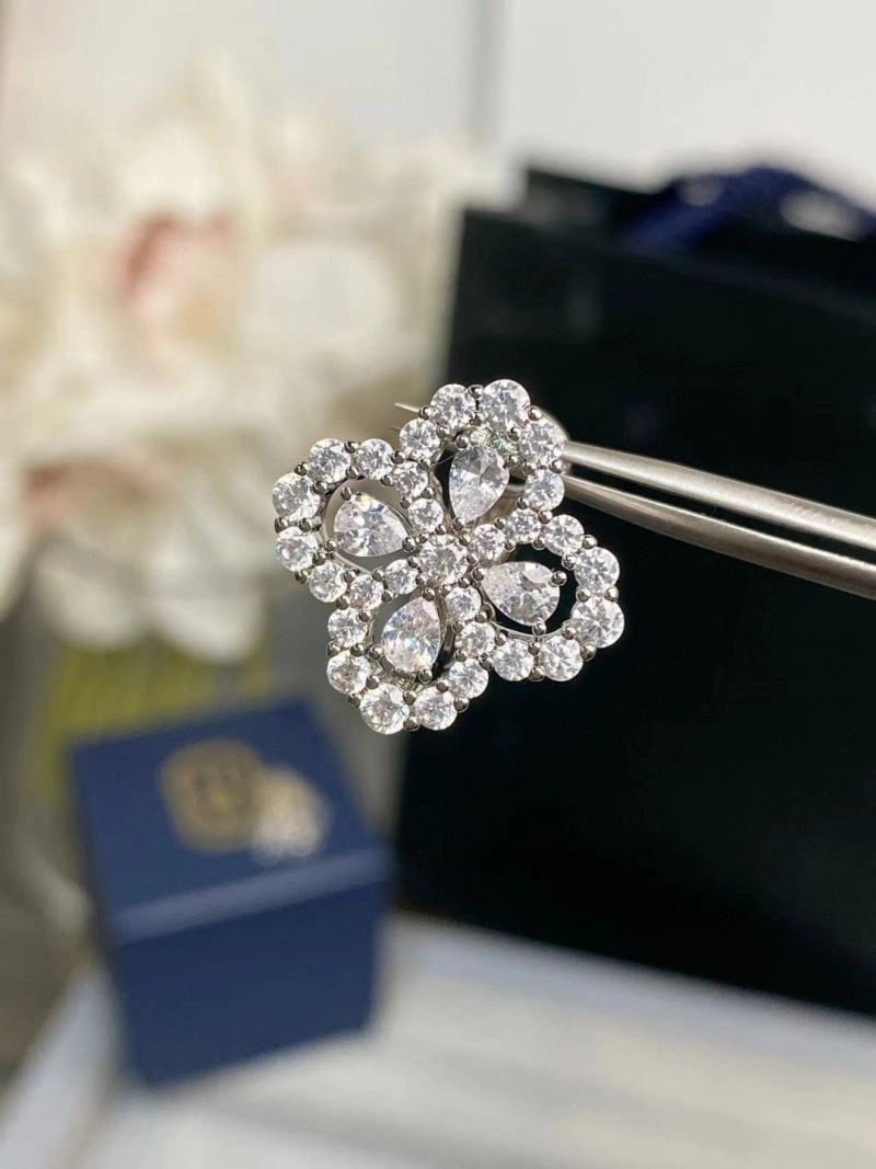 Harry Winston Earrings Flexible 209243