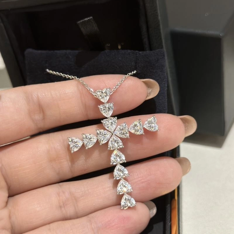 Harry Winston Necklaces Lightweight 213902