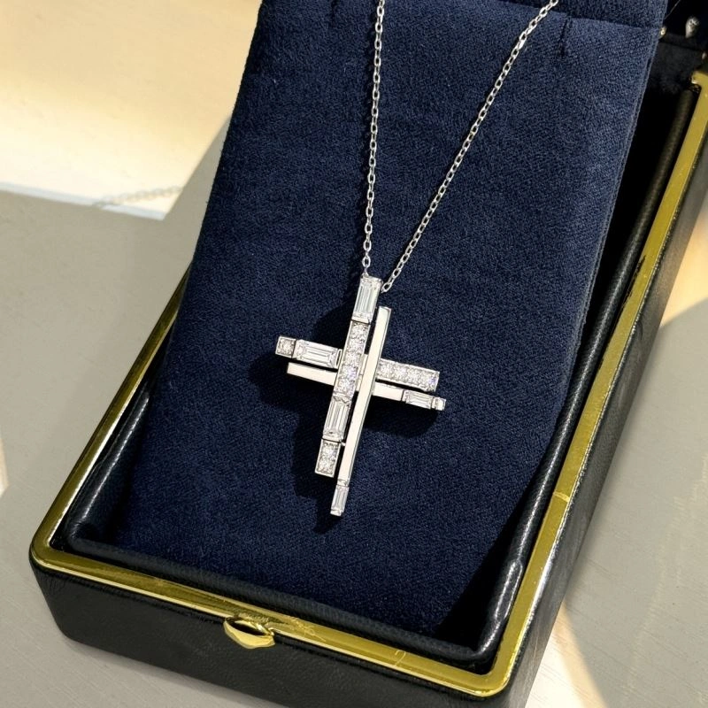 Harry Winston Necklaces ModernLook 213462