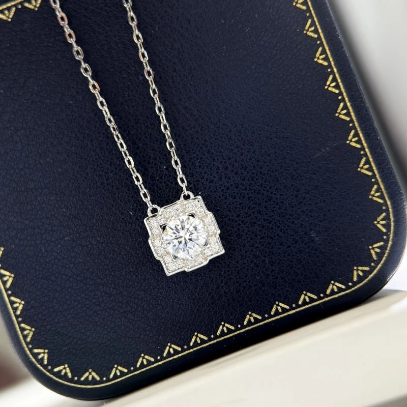Comfortable Harry Winston Necklaces 212933