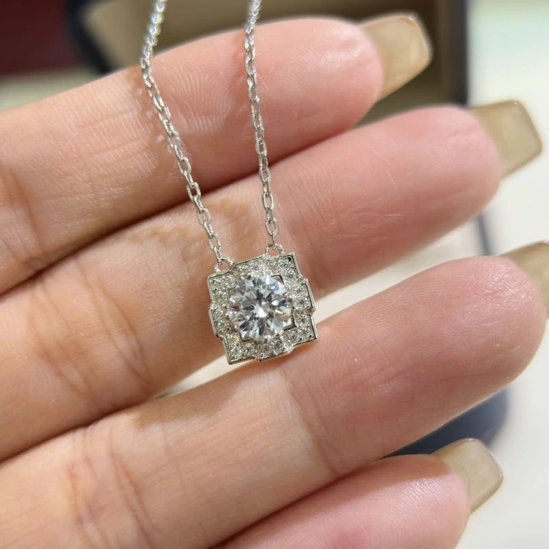 Comfortable Harry Winston Necklaces 212933
