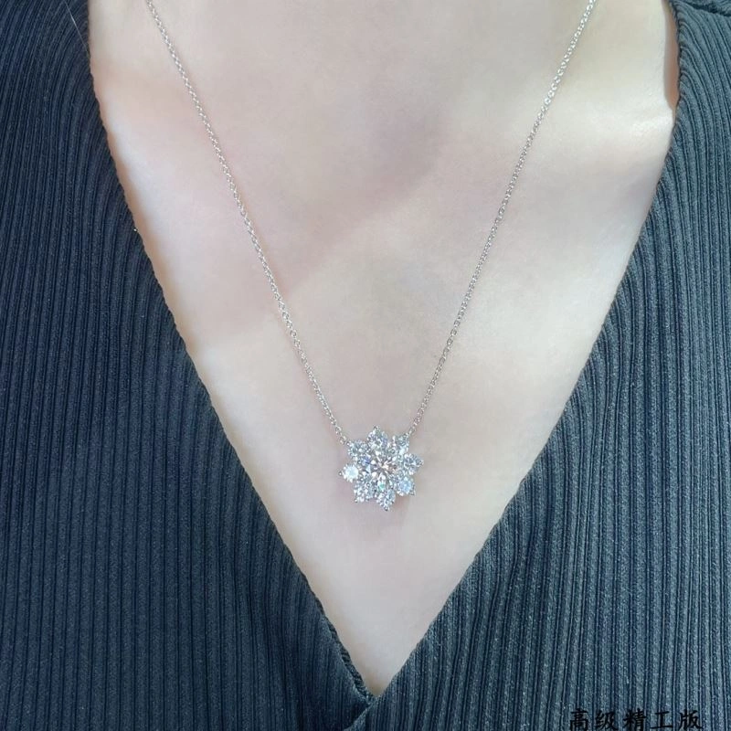 Breathable Harry Winston Necklaces 211962