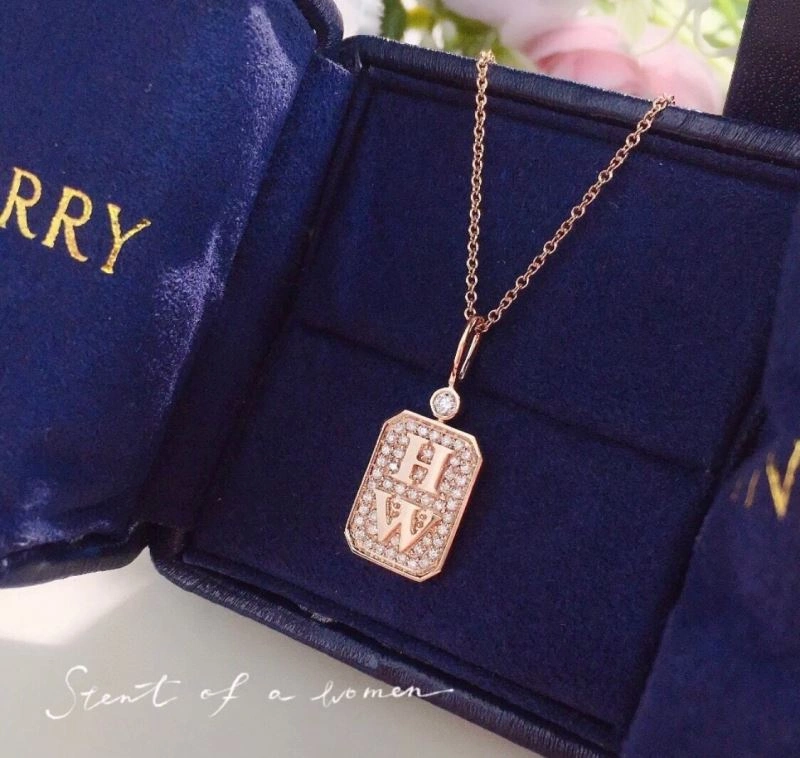 Packable Harry Winston Necklaces 211946