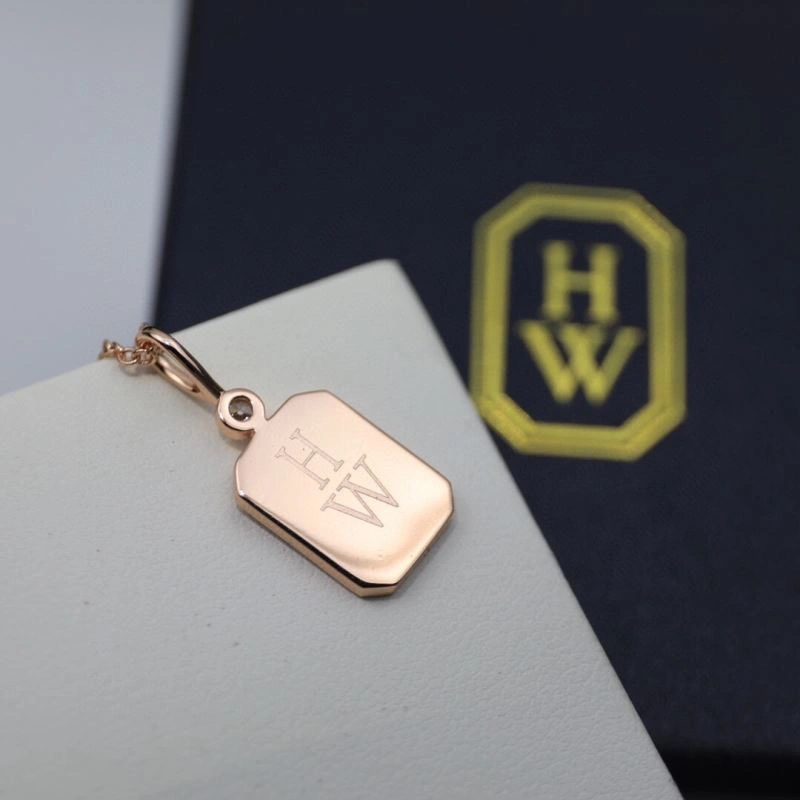 Packable Harry Winston Necklaces 211946