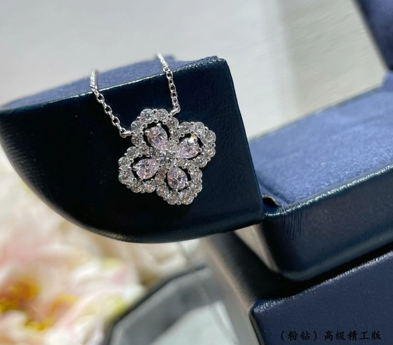 ModernLook Harry Winston Necklaces 210630