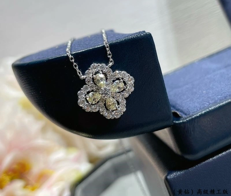 Harry Winston Necklaces Premium 210627