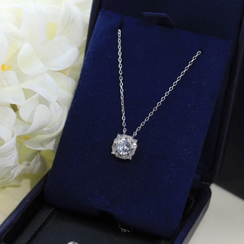 Cozy Harry Winston Necklaces 210620