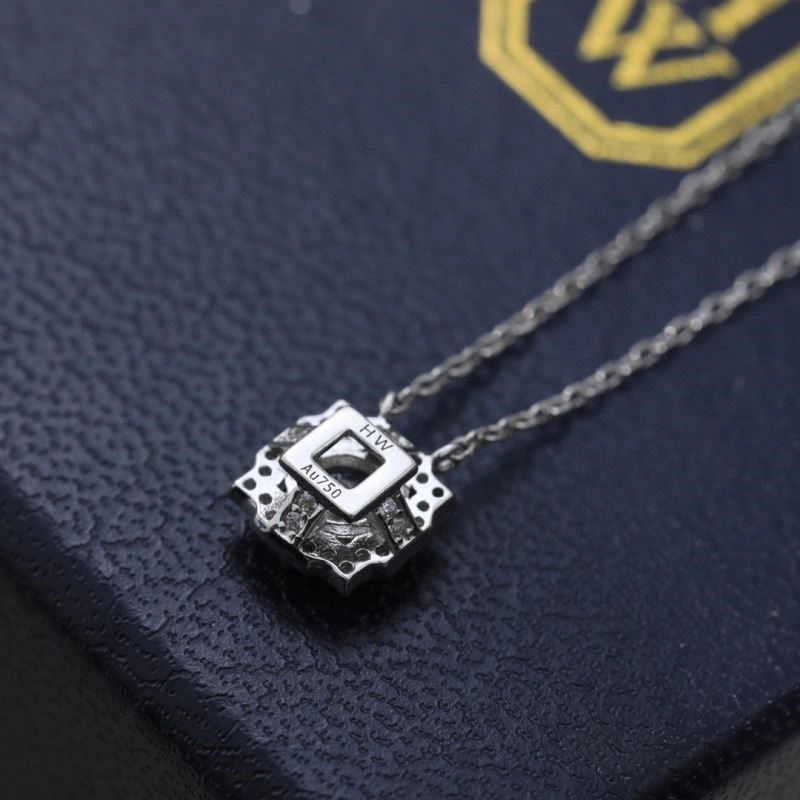 Cozy Harry Winston Necklaces 210620