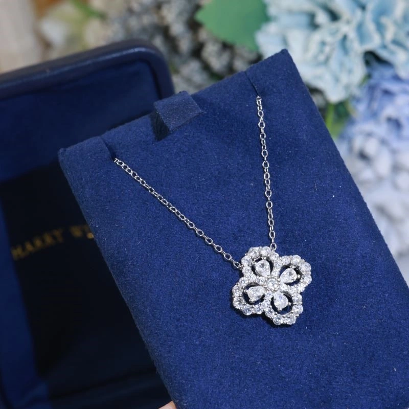 FashionForward Harry Winston Necklaces 209766